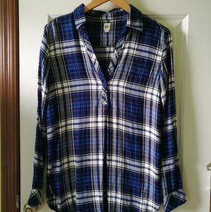 GAP plaid long sleeve top